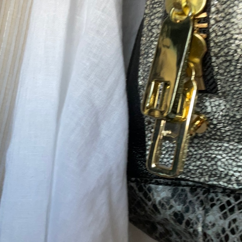 Handbag - Picture 2 of 2